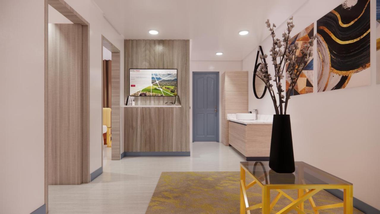 Solano Residences 利帕 外观 照片